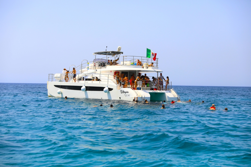 Il Tacco d'Italia in Catamarano, Leuca e Giro Costa da Litorale Adriatico